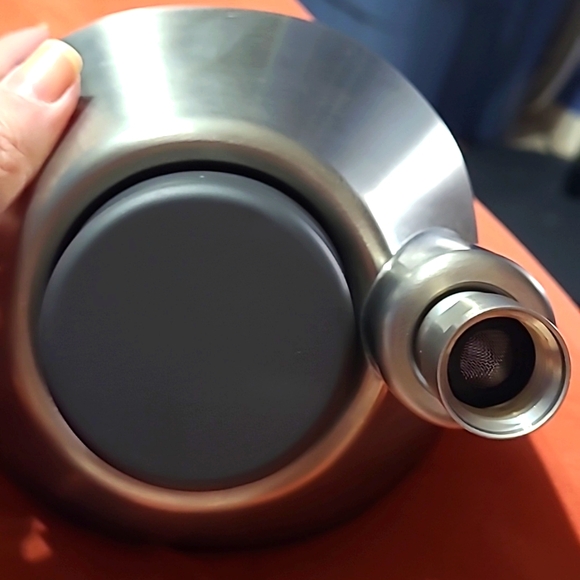 Kohler Bluetooth showerhead speaker - Picture 2 of 5